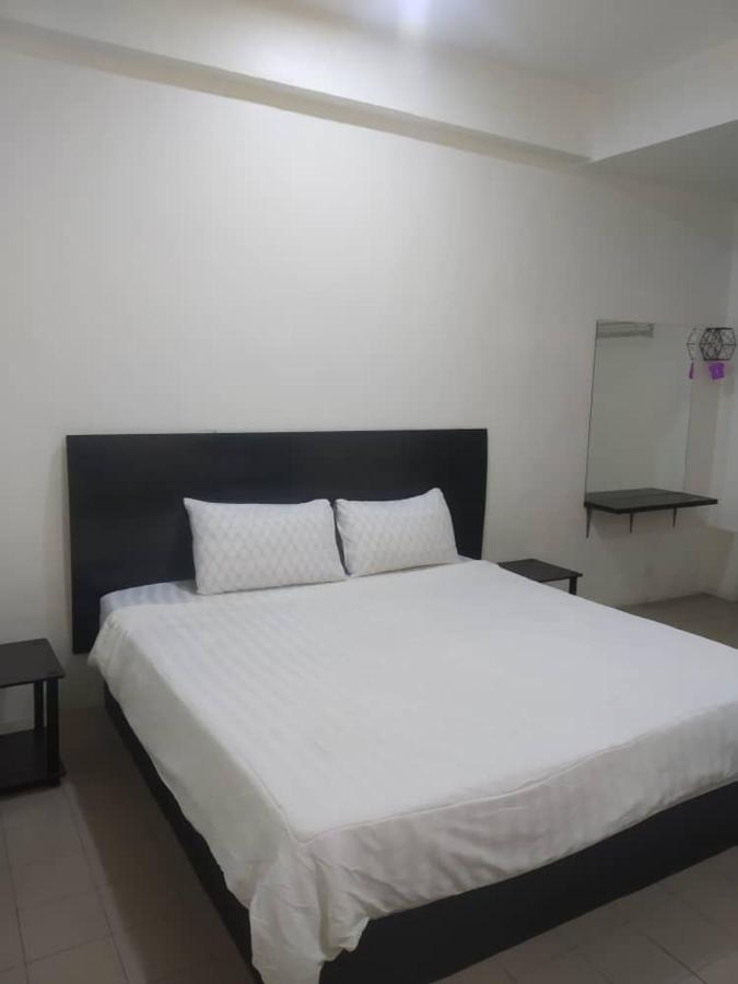 Hotel Station 24 Sungai Besar Kültér fotó